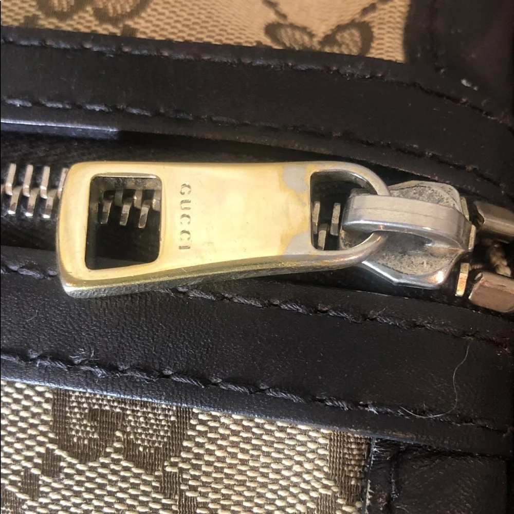 GUCCI GG Sherryline Boston Duffel Bag with Red and Green Stripe Removable Strap*